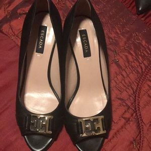 Escada shoes